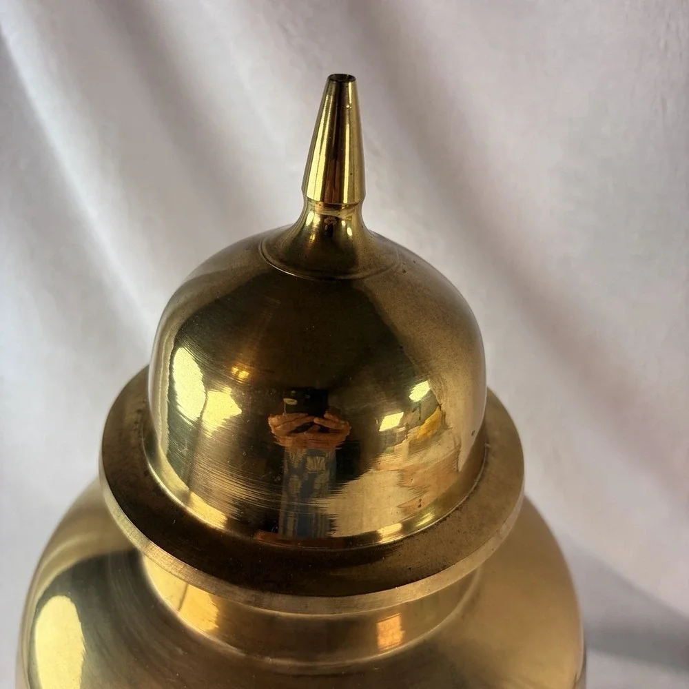 Vintage Solid Brass Ginger Jar Pointed Finial Lid Hollywood Regency Temple Urn